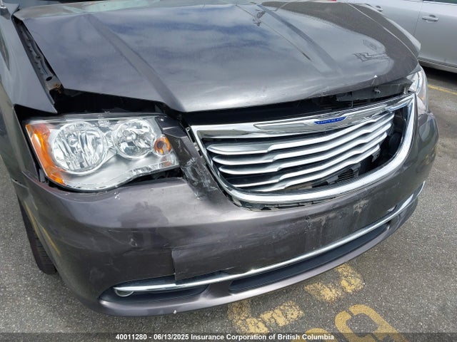 2C4RC1CG9FR696790 Chrysler Town & Country Touring L