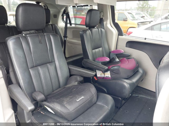 2C4RC1CG9FR696790 Chrysler Town & Country Touring L
