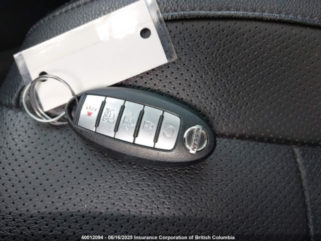 5N1AT2MV0HC837026 Nissan Rogue