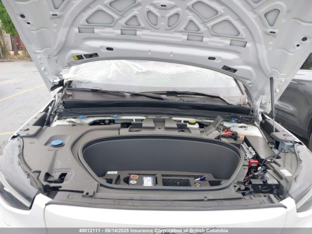 YV4ED3GBXN2003807 Volvo C40