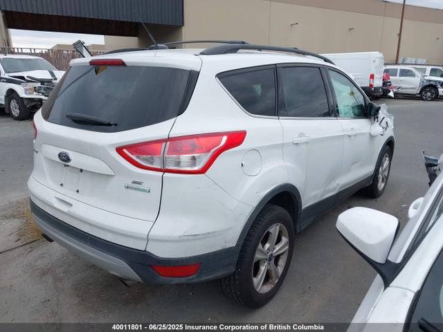 1FMCU0GX7FUA47088 Ford 2015