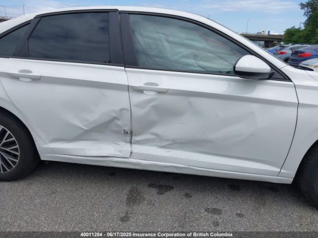 3VWE57BU7MM061636 Volkswagen JETTA SEL