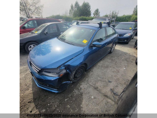 3VW167AJ9GM409492 Volkswagen 2016
