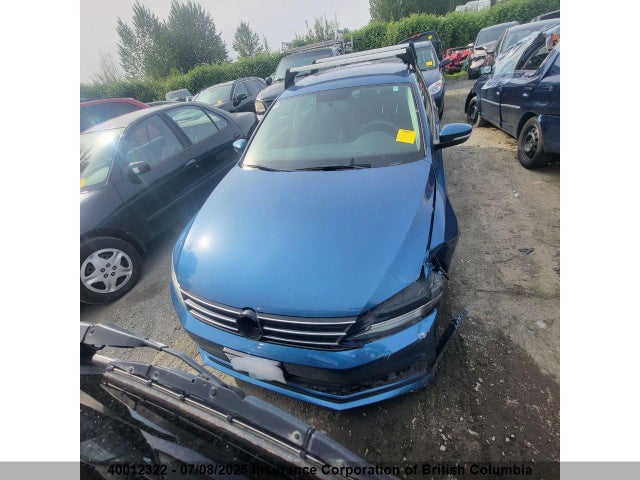 3VW167AJ9GM409492 Volkswagen 2016