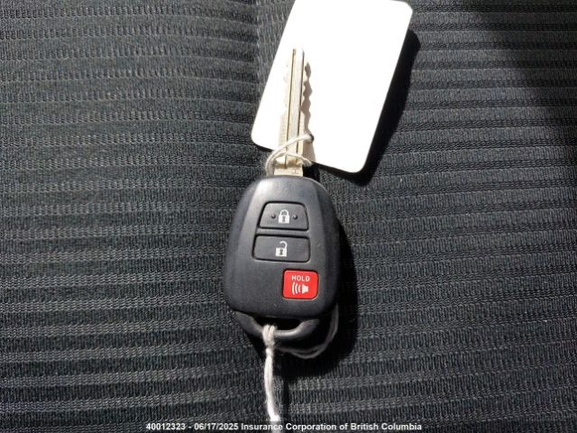 2T3RFREV6EW215884 Toyota RAV4
