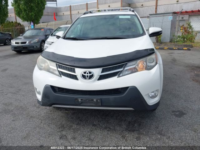 2T3RFREV6EW215884 Toyota RAV4