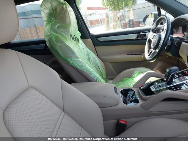 WP1AA2AY6NDA07695 Porsche Cayenne