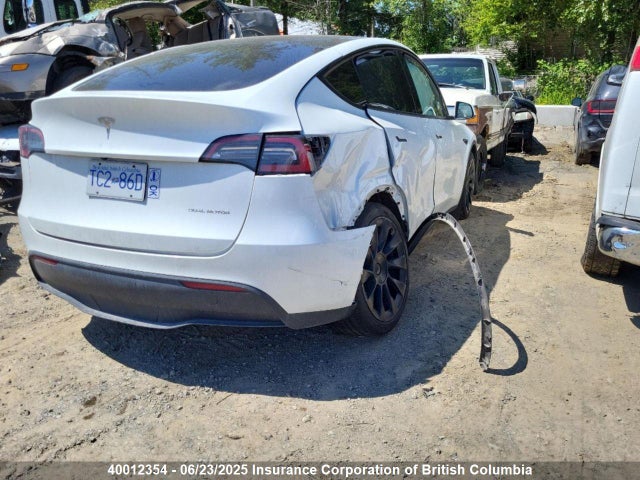 Tesla Model Y 2023 7SAYGDEE5PF765147 Image 4