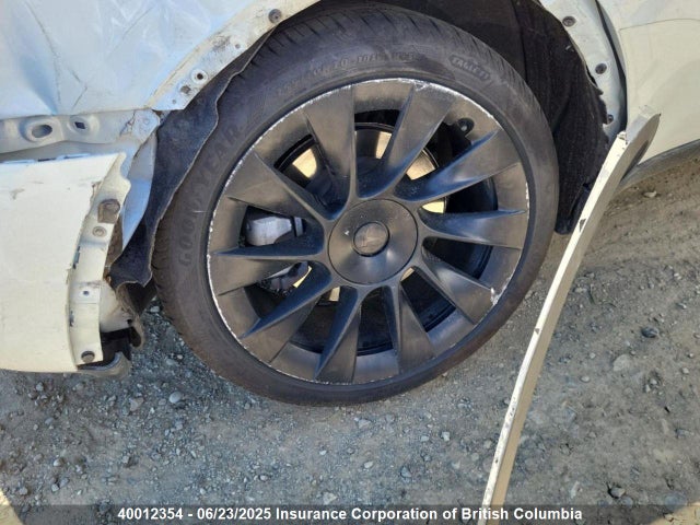 Tesla Model Y 2023 7SAYGDEE5PF765147 Image 9