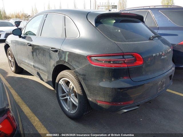Porsche Macan 2017 WP1AA2A56HLB00491 Image 3