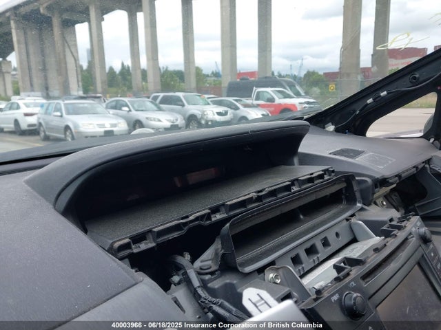 JTDZN3EU8E3320906 Toyota PRIUS V