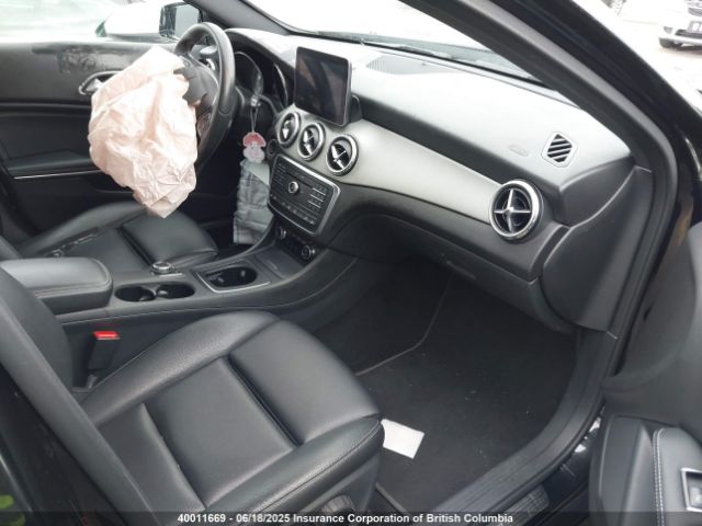 WDCTG4GB3HJ323353 Mercedes-Benz 270
