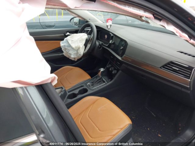 3VWGM7BU1RM013097 Volkswagen tsi