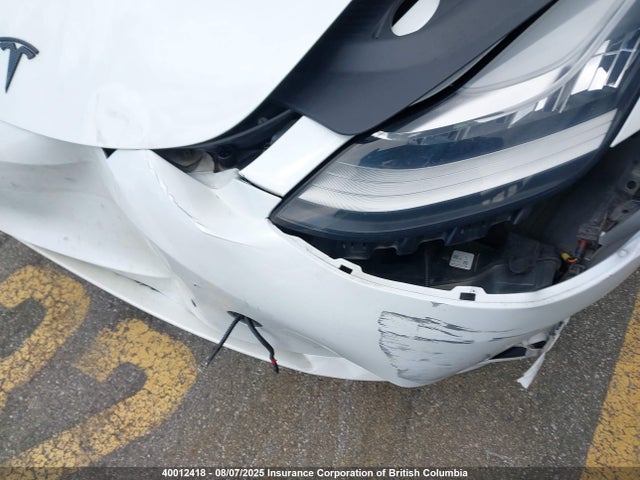 5YJ3E1EB8KF487886 Tesla MODEL 3