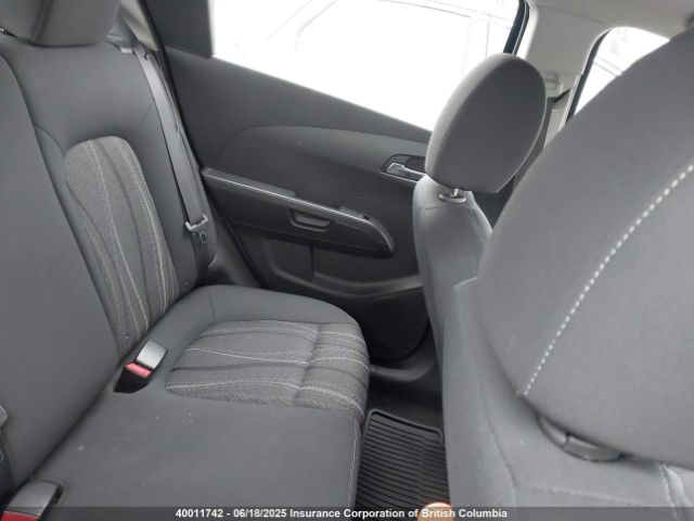 1G1JC6SB3G4163153 Chevrolet SONIC LT