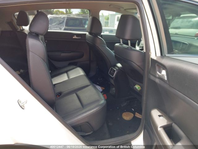KNDPNCAC4J7484581 KIA Sportage Ex