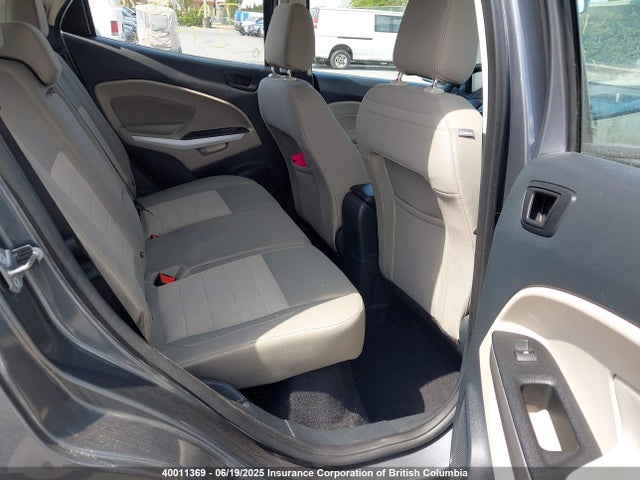MAJ6P1SL5JC225054 Ford 2018