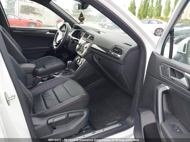 3VV4B7AX3MM063551 Volkswagen Tiguan Sel Premium R-line