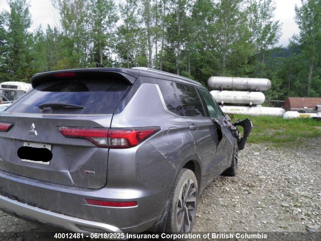 JA4J4WA82RZ605642 Mitsubishi Outlander Sel/platinum Edition