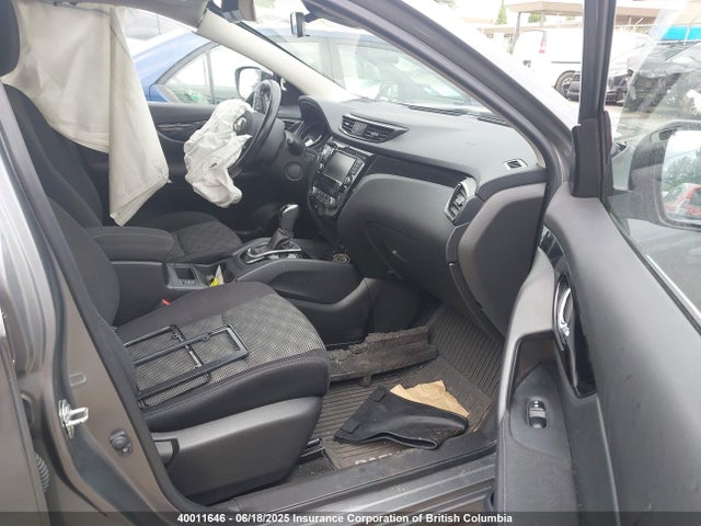 JN1BJ1CR5KW323307 Nissan Rogue Sport S/sv/sl