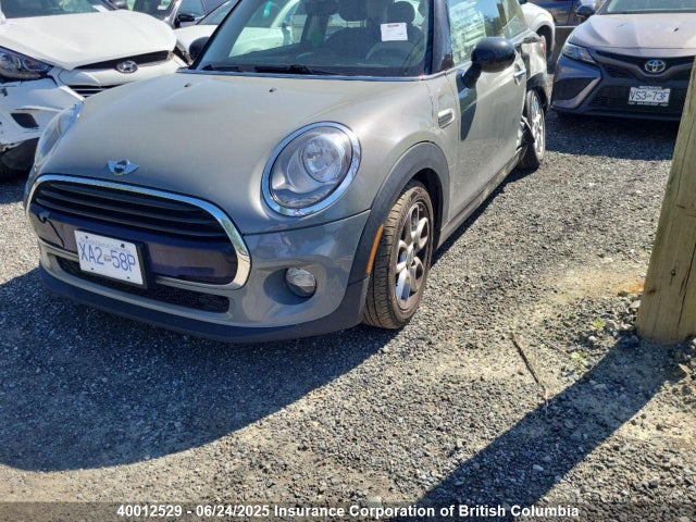 Mini Hardtop 2016 WMWXP5C5XG2D15563 Image 2