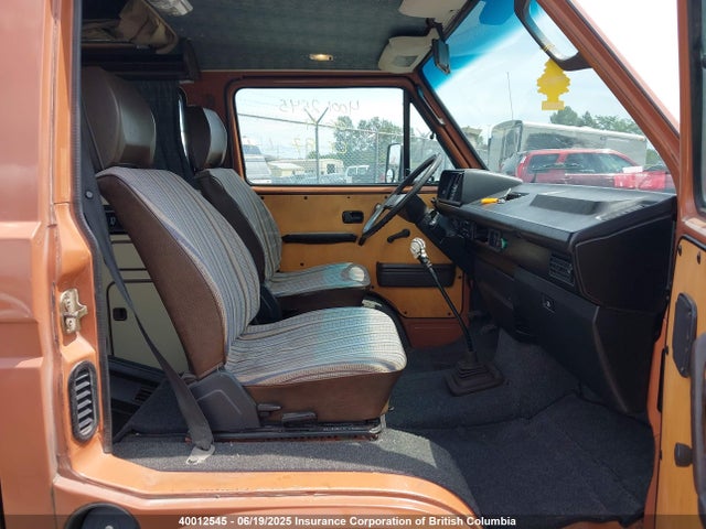 Aukcja sprzedaży 1984 Volkswagen Vanagon Campmobile, vin: WV2ZB0256EH034495, numer aukcji: 40012545