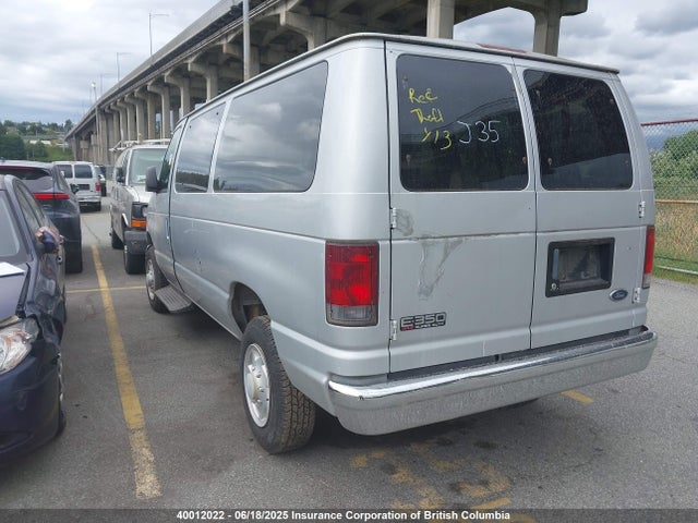 Aukcja sprzedaży 2005 Ford Econoline E350 Super Duty Wagon, vin: 1FBNE31L05HA92354, numer aukcji: 40012022