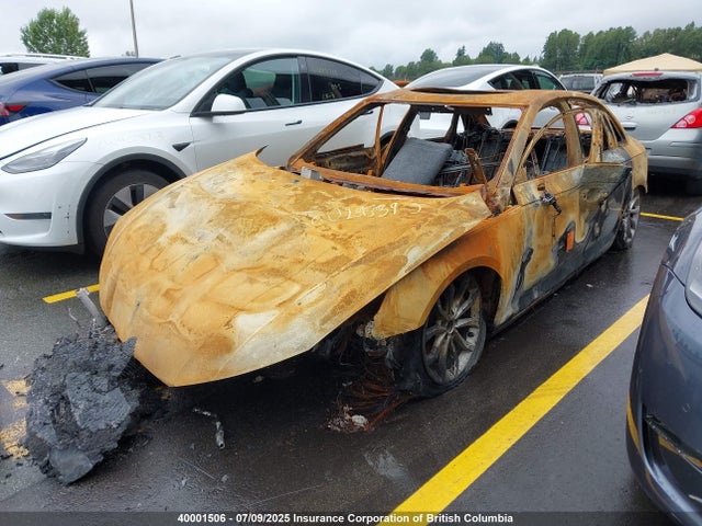 WAUBNAF41HN012499 Audi A4