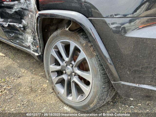 1C4RJFCGXHC831516 Jeep Grand Cherokee Overland