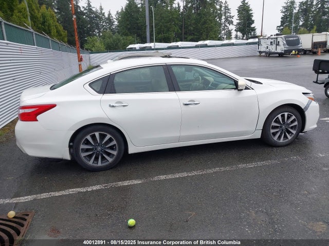 1N4AL3APXHN328751 Nissan 2017