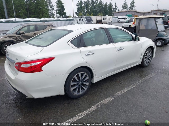 1N4AL3APXHN328751 Nissan 2017