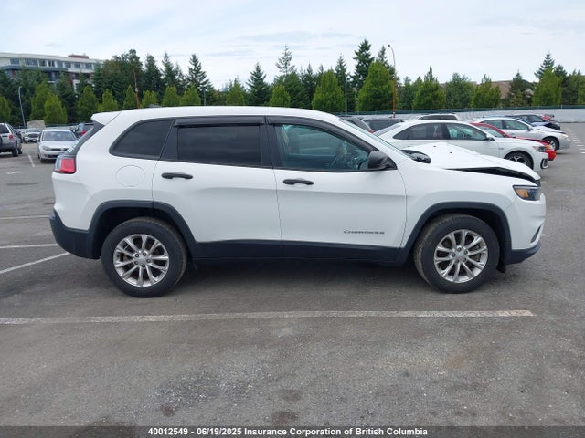 1C4PJLAB3KD316744 Jeep Cherokee