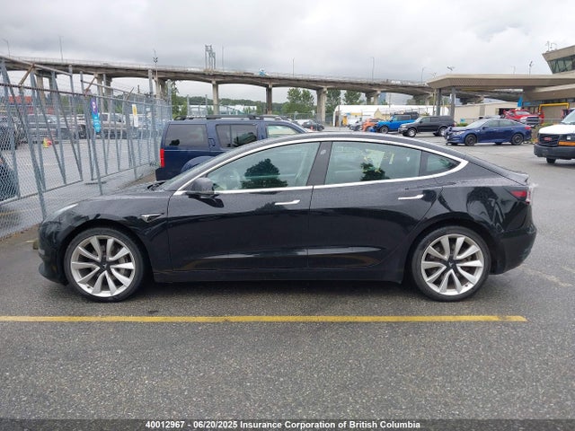 5YJ3E1EA9KF419197 Tesla MODEL 3