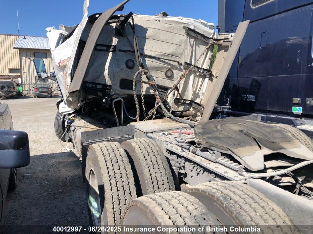 Volvo d13 2026 4V4BC9EH8TN698792 Image 3