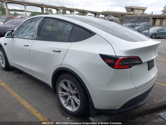 5YJYGDED9MF119447 Tesla Model Y