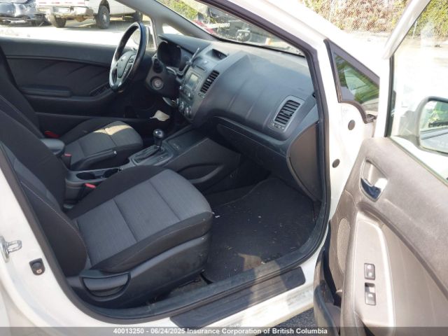 KNAFX4A8XE5055872 KIA Forte
