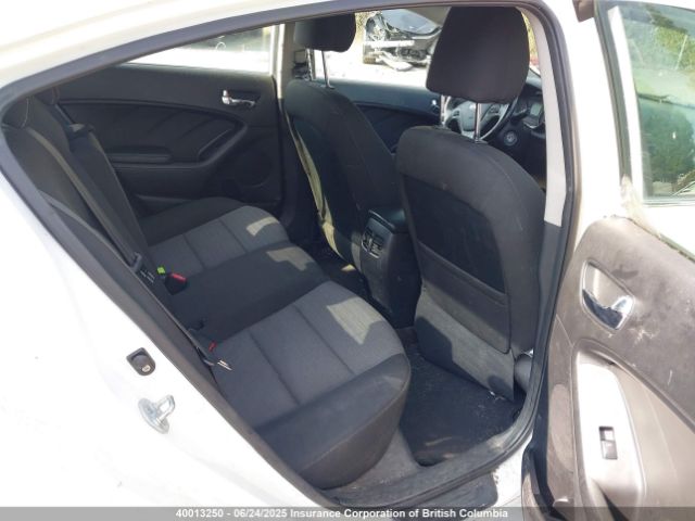 KNAFX4A8XE5055872 KIA Forte
