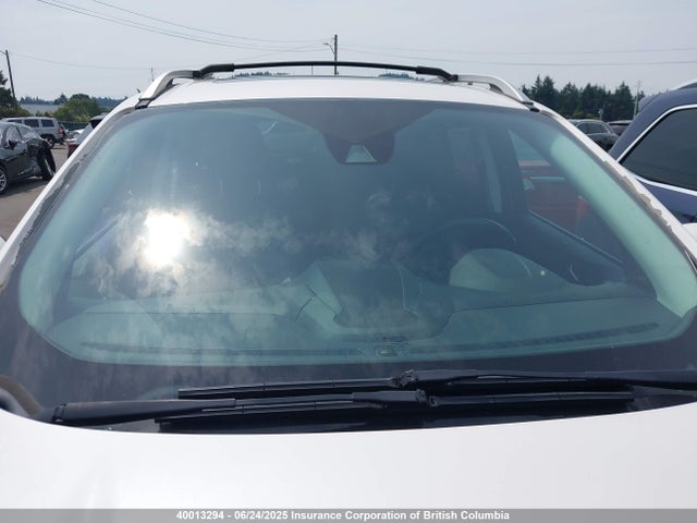 Ford Escape 2017 1FMCU9J92HUD62091 Image 16