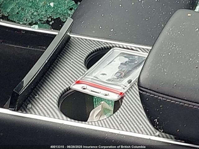 5YJ3E1EA5LF793825 Tesla MODEL 3