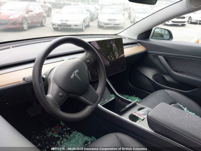 5YJ3E1EA5LF793825 Tesla MODEL 3