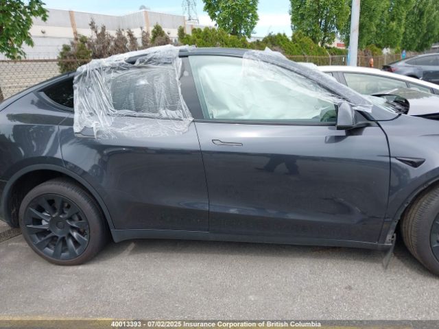 7SAYGDEE4RF073576 Tesla Model Y