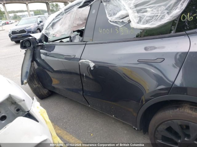7SAYGDEE4RF073576 Tesla Model Y