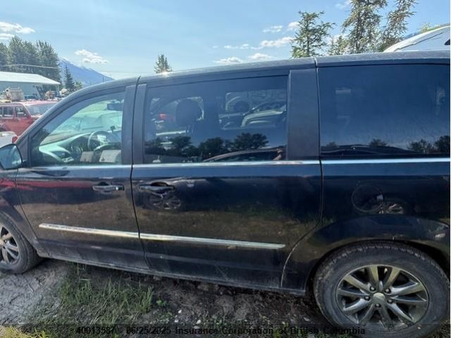 2C4RC1HG1FR717494 Chrysler 2015