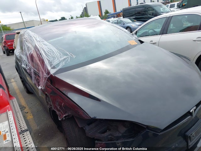7SAXCDE58PF381080 Tesla MODEL X