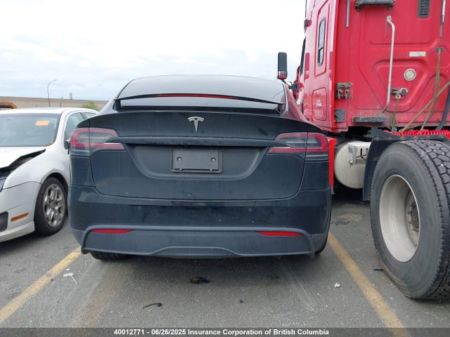 7SAXCDE58PF381080 Tesla MODEL X