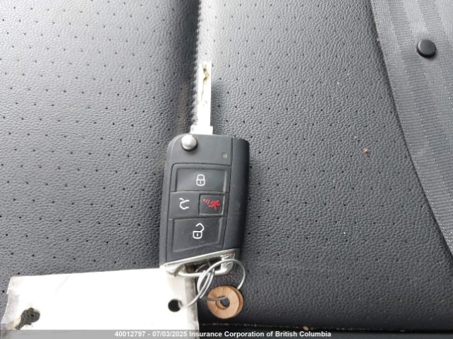 3VWG57AU9LM007781 Volkswagen Golf