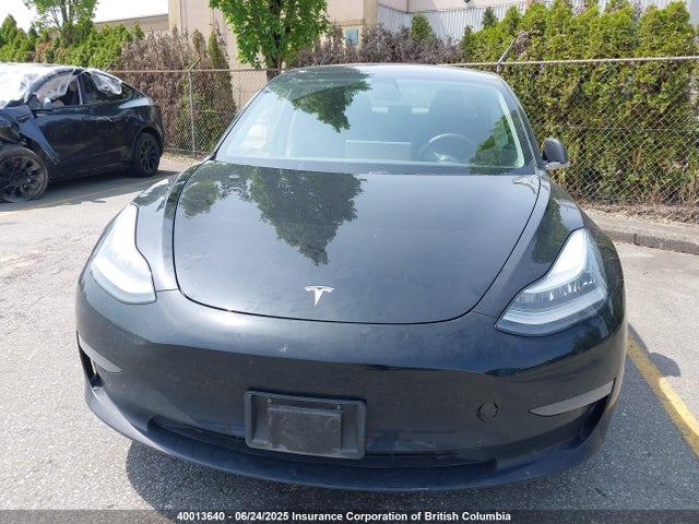5YJ3E1EA6KF399801 Tesla MODEL 3