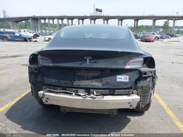 5YJ3E1EA6KF399801 Tesla MODEL 3