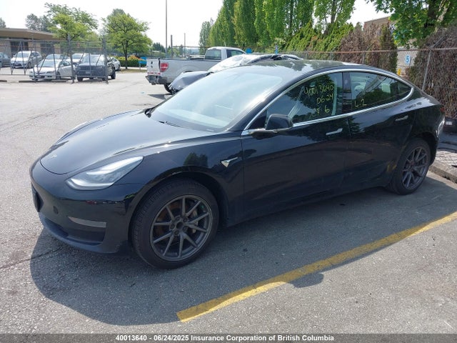 5YJ3E1EA6KF399801 Tesla MODEL 3