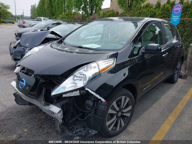 1N4BZ0CP1GC302130 Nissan 2016